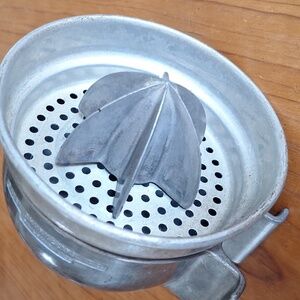 Silver Super-Juicer